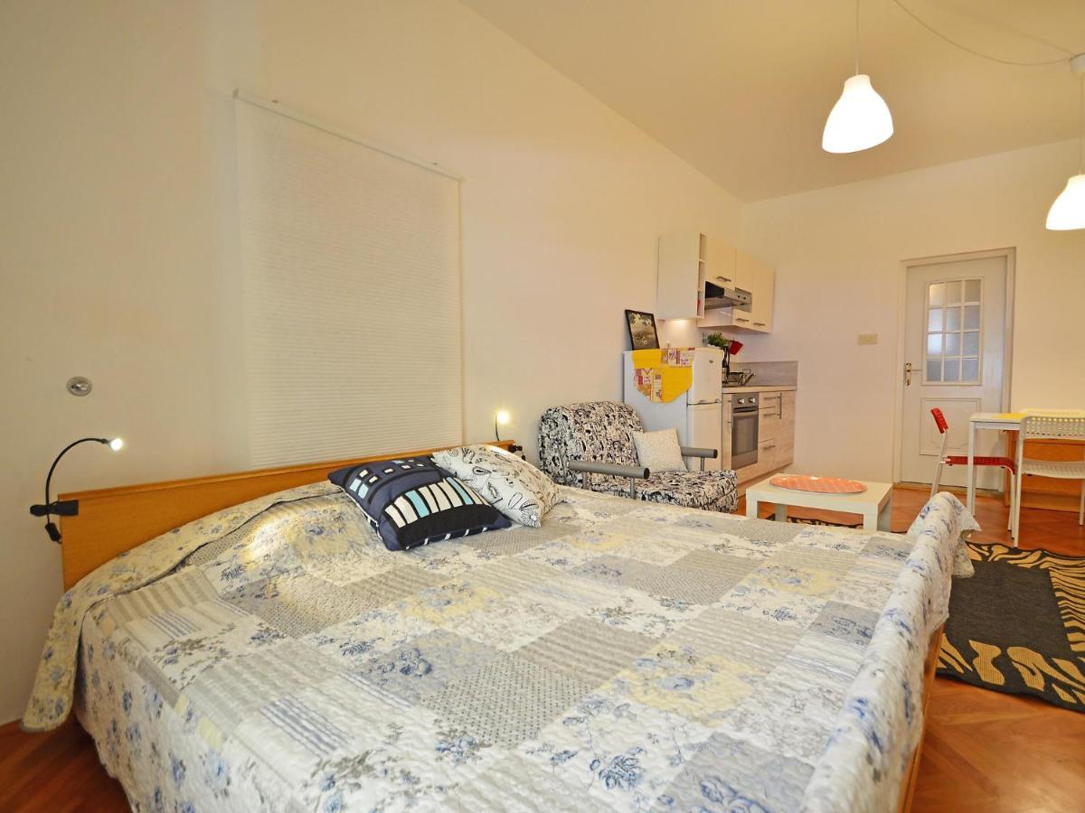 Apartment Cmiljina-1 Senj  Exteriér fotografie